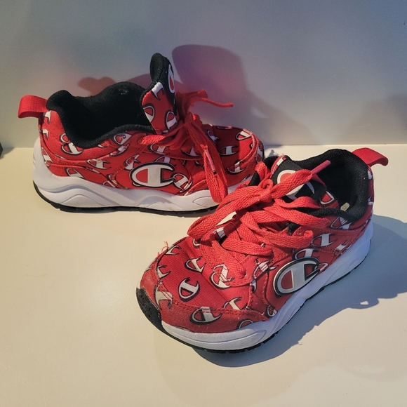 Kids Champion Sneakers Sz 12 - Picture 3 of 7